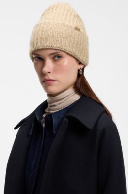 Chunky ribbed-knit beanie hat with wool and alpaca, Beige