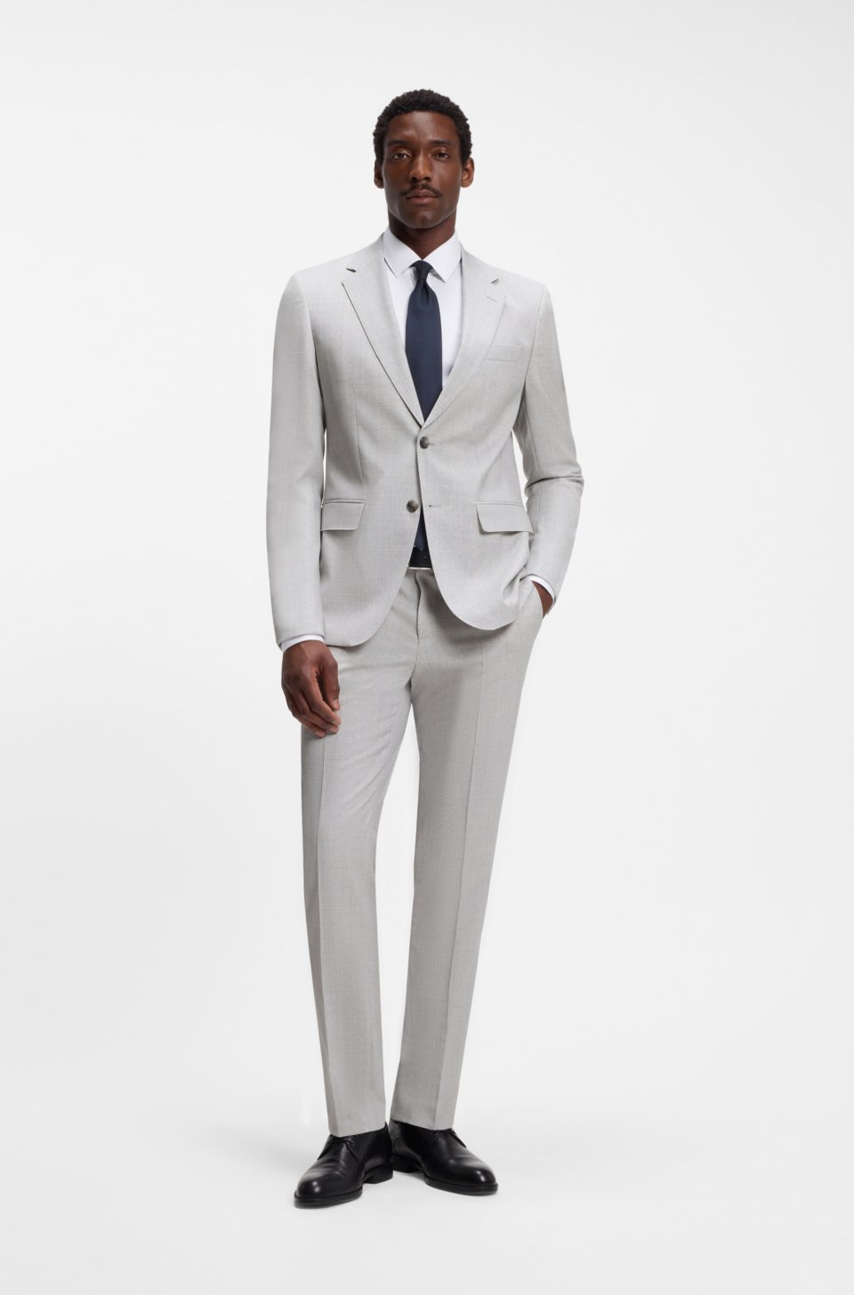 Two-piece slim-fit suit in virgin wool