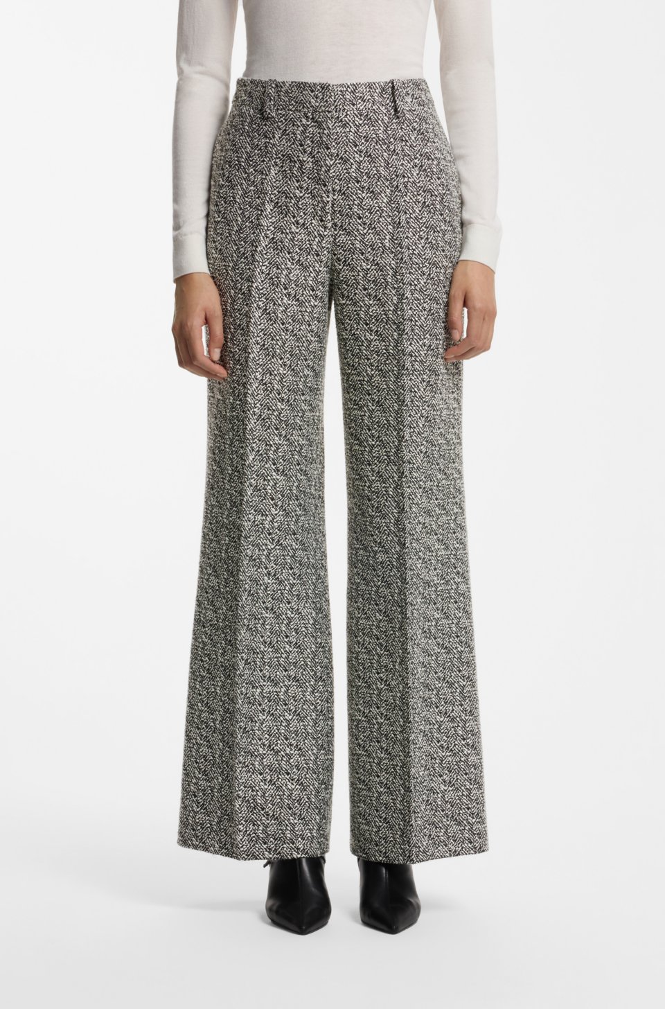 Regular-fit trousers in stretch herringbone fabric