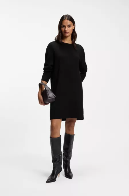 Robe pull Relaxed en laine vierge mélangée