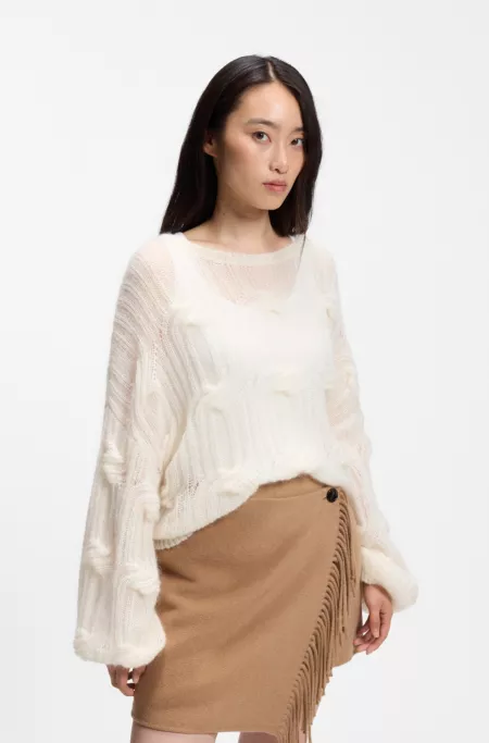 Pull oversize avec structure en maille torsadée
