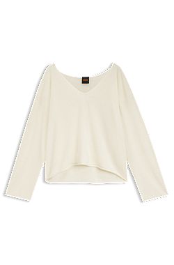 V-neck sweater in cashmere and wool
