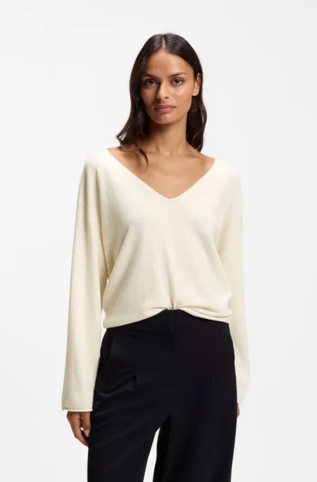 V-neck sweater in cashmere and wool