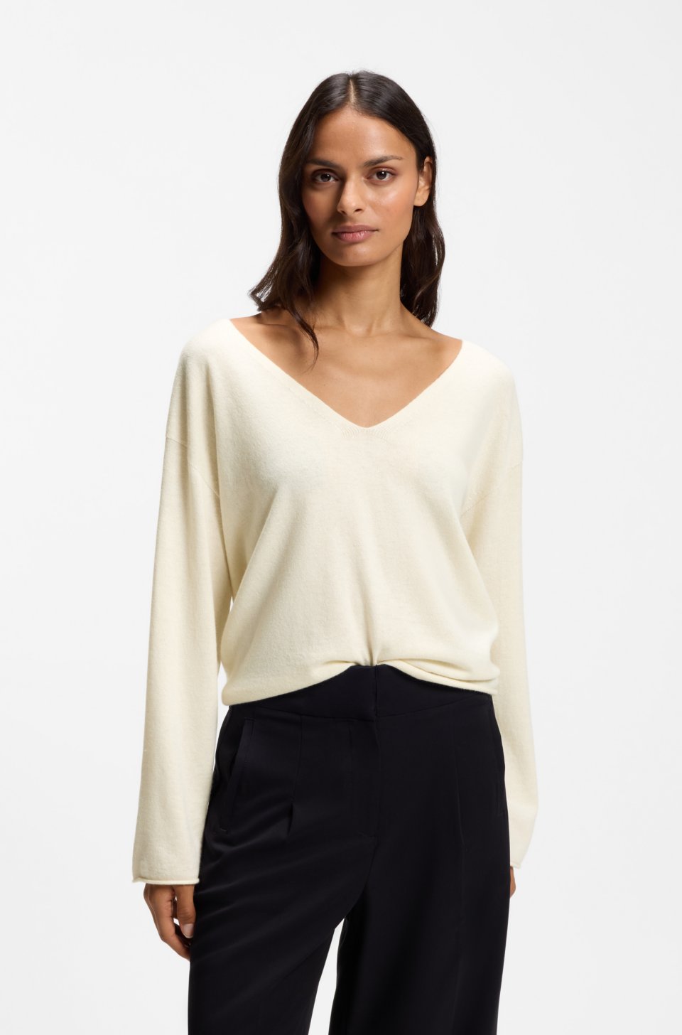 V-neck sweater in cashmere and wool