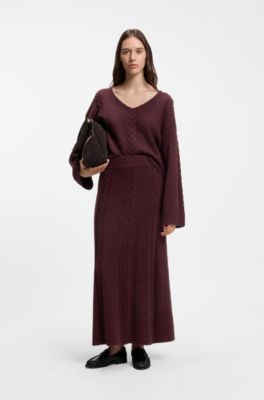V-neck sweater with cable structure, Dark Red