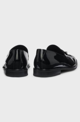 Tassel loafers in patent faux leather, Black