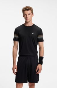 Active slim-fit T-shirt met strepen op de mouwen, Zwart