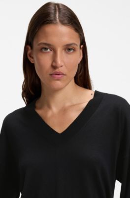 V-neck sweater in a wool blend with cashmere, Black