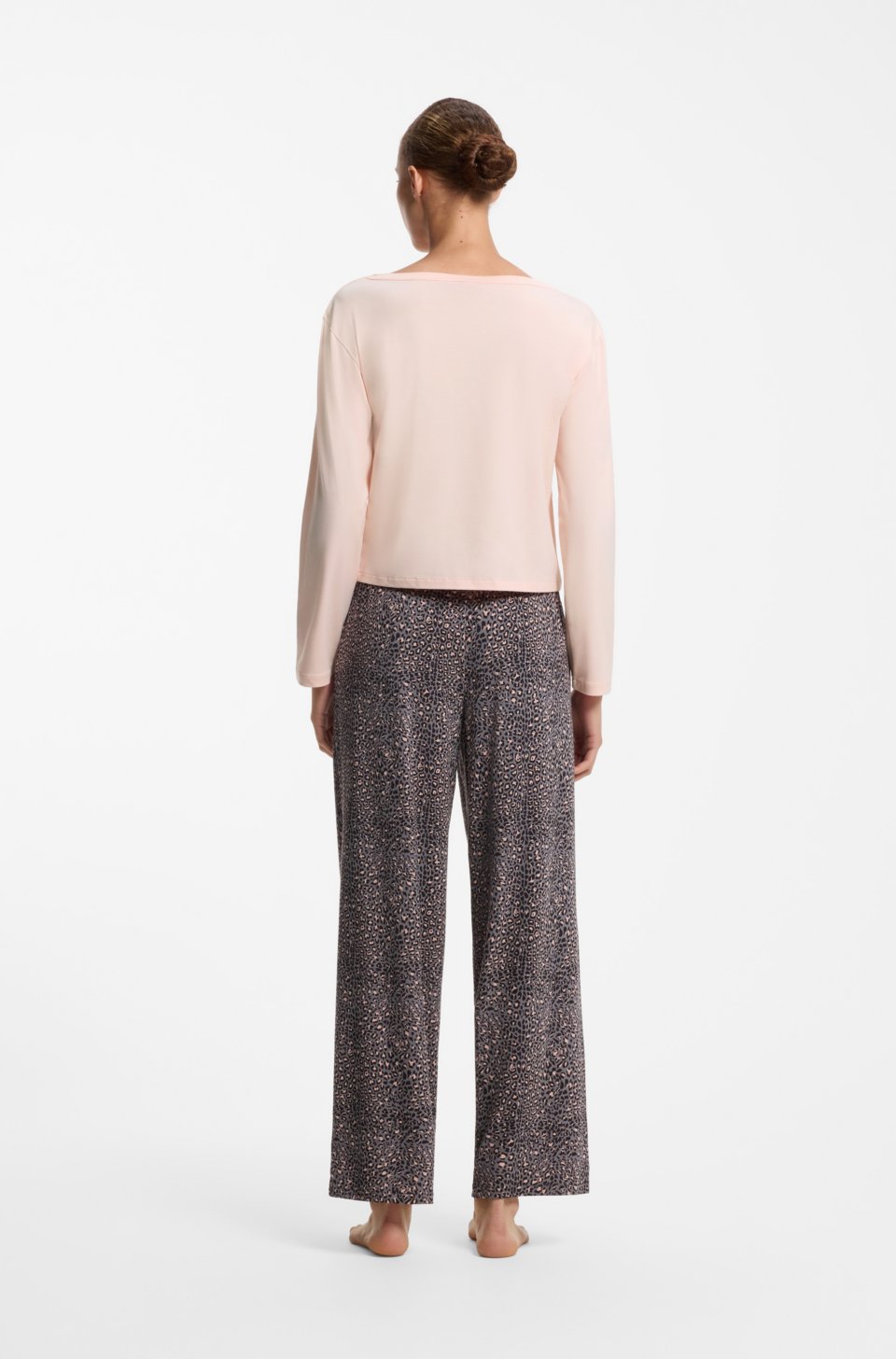Long-sleeved pyjama top with logo print