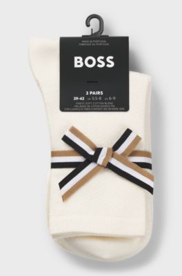 Three-pack of quarter-length socks with branding, Natural