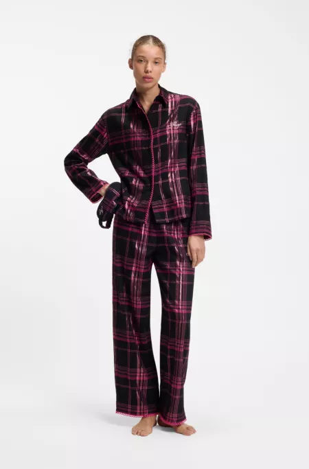 Coffret cadeau pyjama avec masque pour les yeux assorti