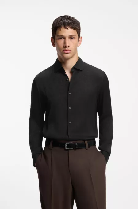 Slim-fit shirt in jacquard-pattern fabric