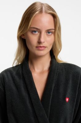 Heart-embroidered dressing gown in cotton terry, Black