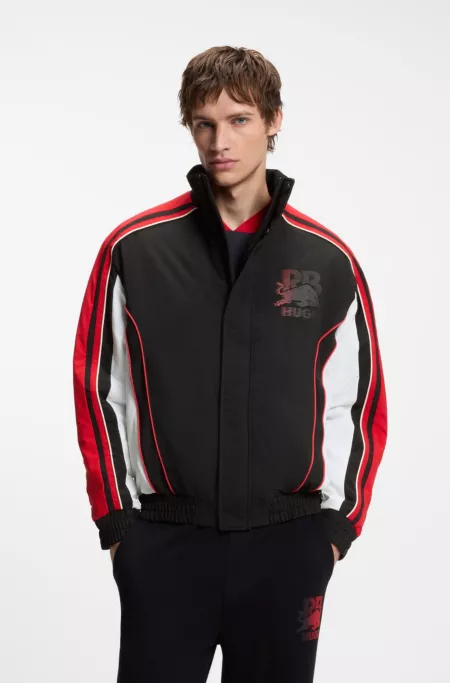 HUGO x RB wasserabweisende Jacke mit Stier-Motiv