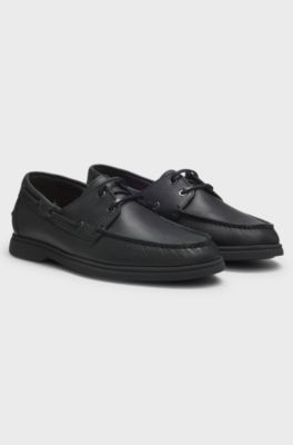 Boat shoes in tumbled leather, Black