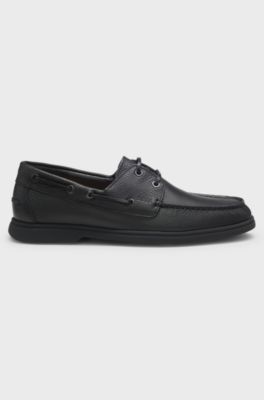 Boat shoes in tumbled leather, Black