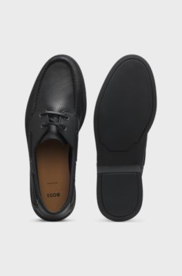 Boat shoes in tumbled leather, Black