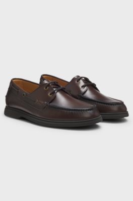 Mocassins bateau en cuir avec logo gaufr&eacute;, Marron fonc&eacute;