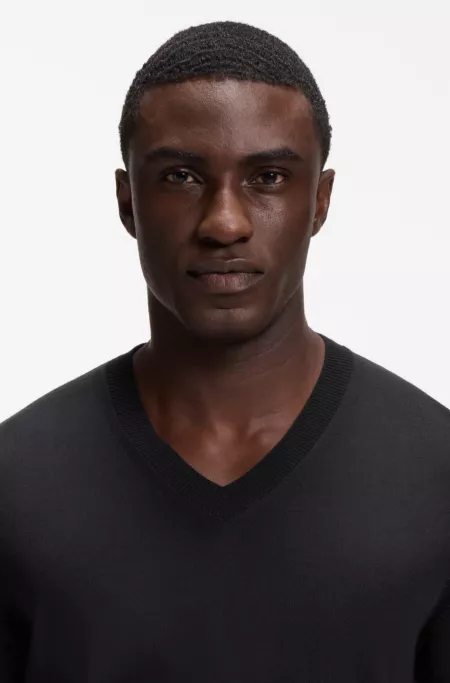 V-neck sweater in extra-fine merino wool