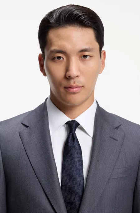 Two-piece regular-fit suit in Italian virgin wool