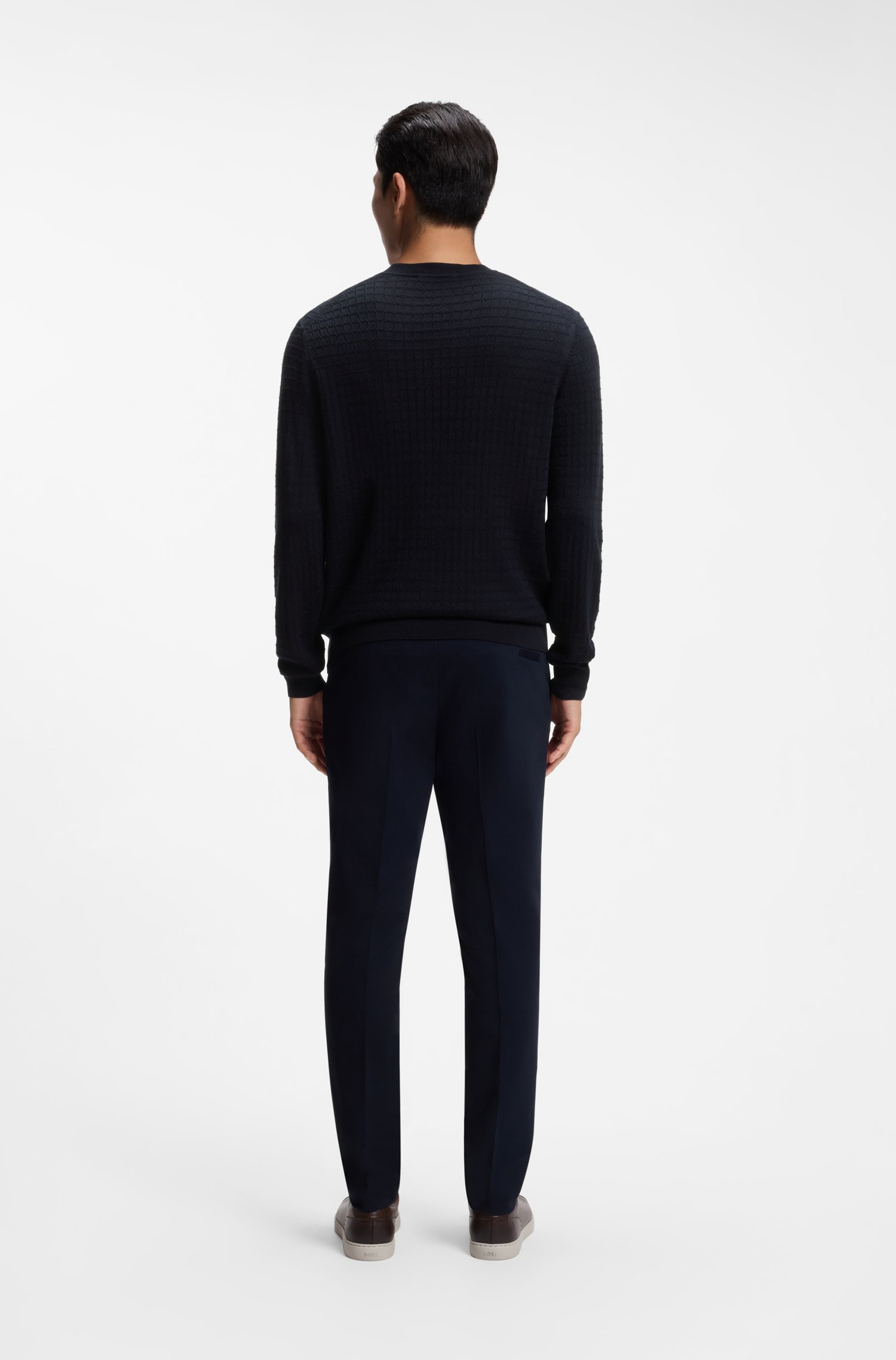 Boss Knitted sweater in silk with seasonal pattern stickade tröjor herr – bild 3
