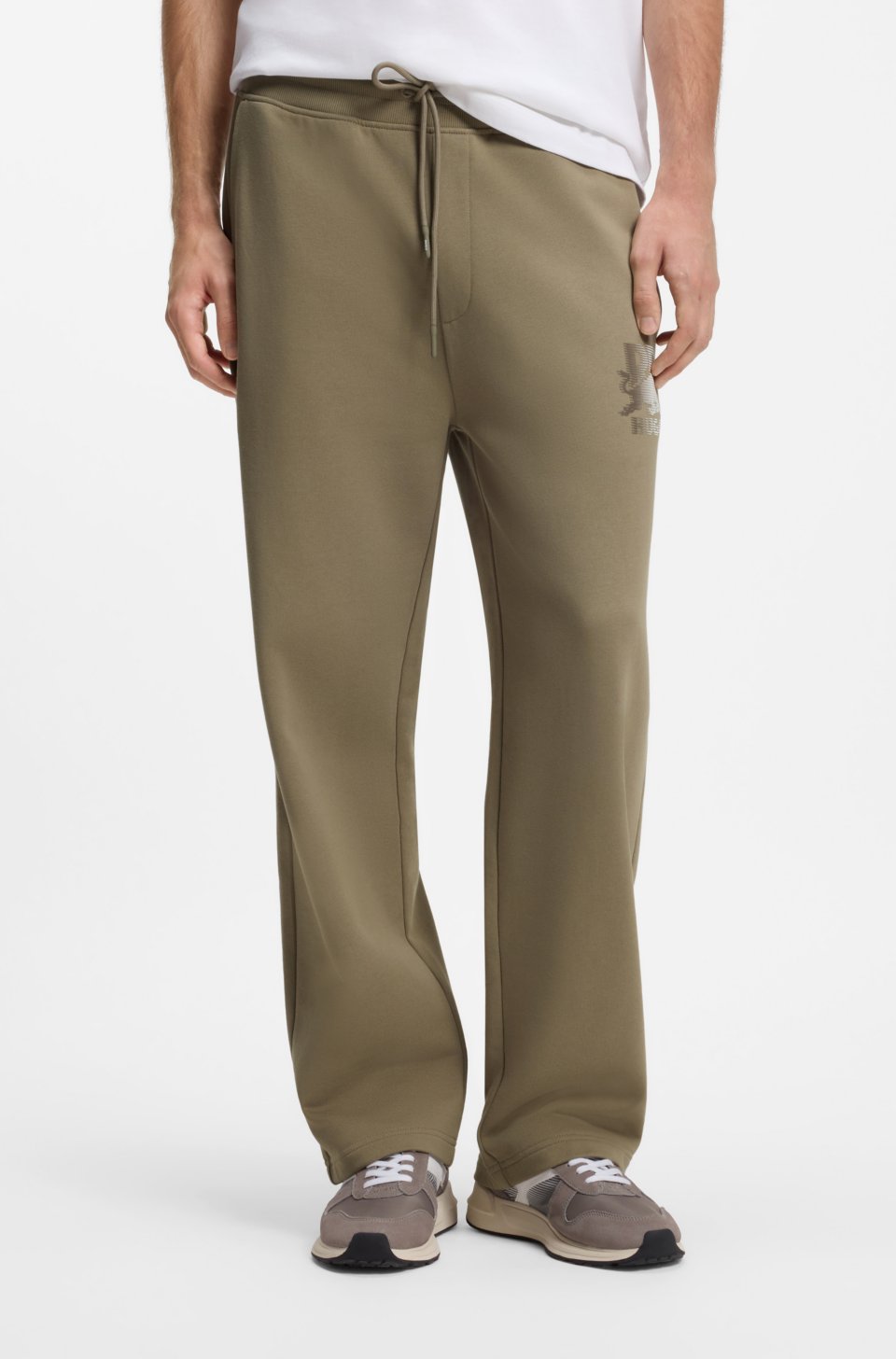 x RB tracksuit bottoms with bull motif