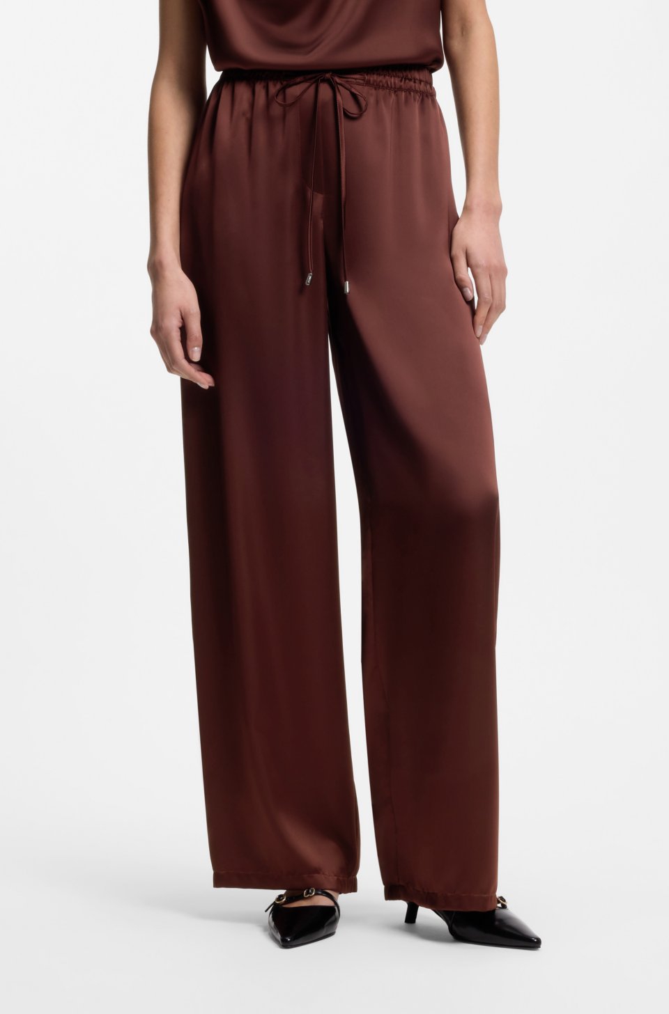 Relaxed-fit trousers in satin with drawstring waist