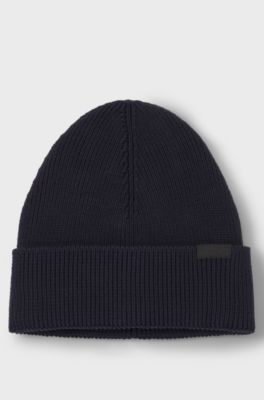 Rib-knit beanie in cotton with woven logo label, Dark Blue