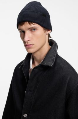 Rib-knit beanie in cotton with woven logo label, Dark Blue