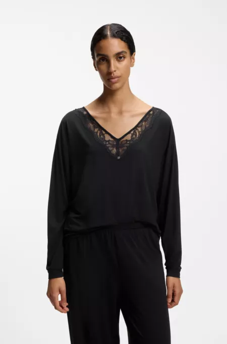Long-sleeved pyjama top with lace neckline