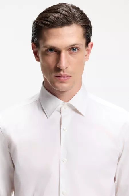 Hemd mit schlankem Schnitt aus Baumwoll-Mix mit feiner Webstruktur
