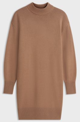 Vestito in maglia oversize con collo a lupetto, Marrone chiaro