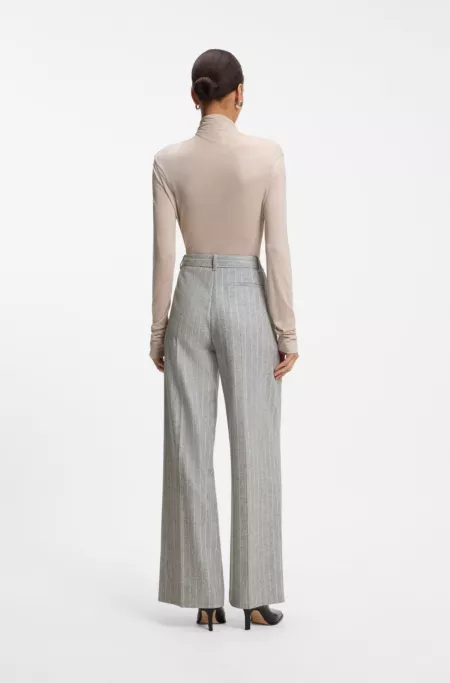 Hose aus Flanell mit weitem Beinverlauf und Nadelstreifen