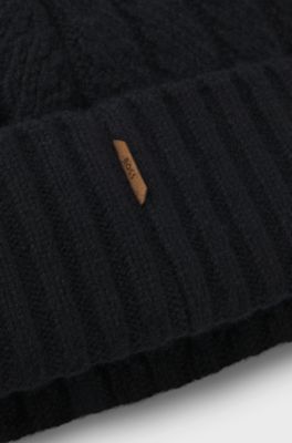 Cashmere beanie hat with Aran cable knit, Black