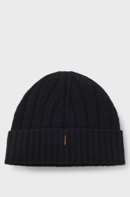 Cashmere beanie hat with Aran cable knit, Black