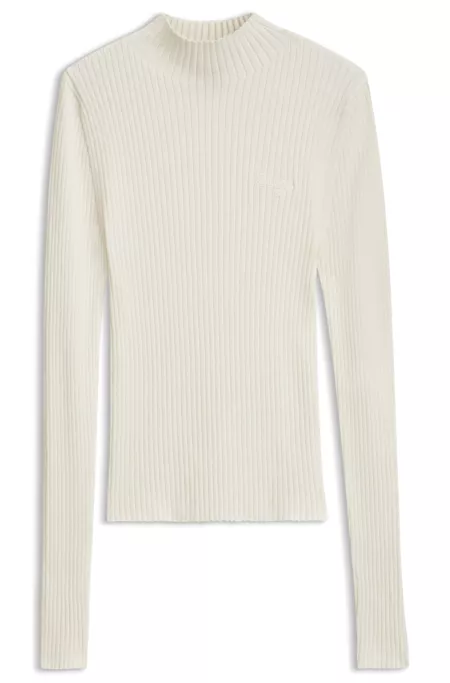 Pull Slim côtelé à col cheminée