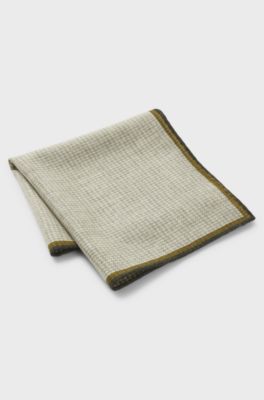 Hand-finished wool pocket square with double print, Light Green