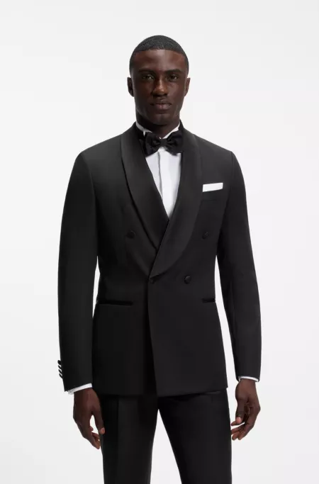Slim-fit blazer crafted in Italian virgin wool