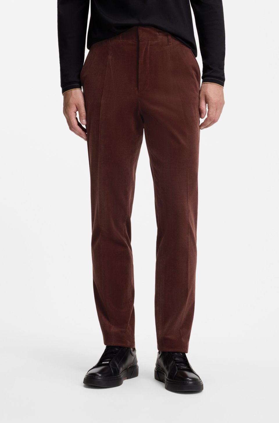 Tapered-fit trousers in stretch corduroy