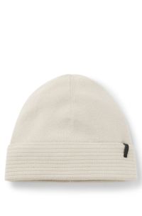 Knitted beanie hat in thermo-regulating stretch fabric, Light Beige