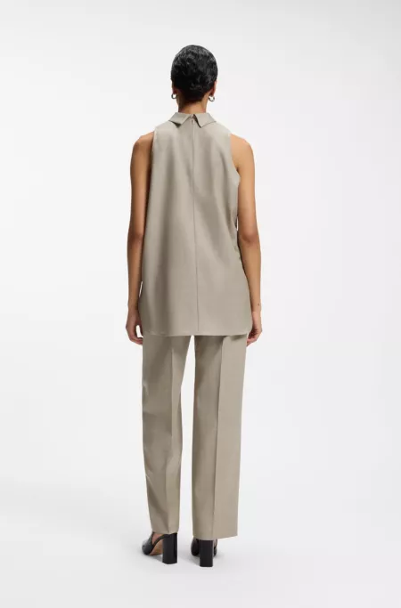 Sleeveless tailored blouse in virgin wool with stretch