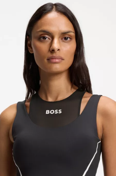 Active sports bra with mesh insert