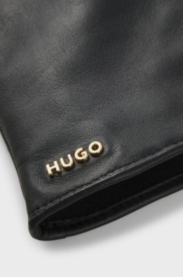 Elegant leather gloves with a smooth finish, Black