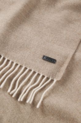 Double-faced scarf in wool with logo label, Light Brown