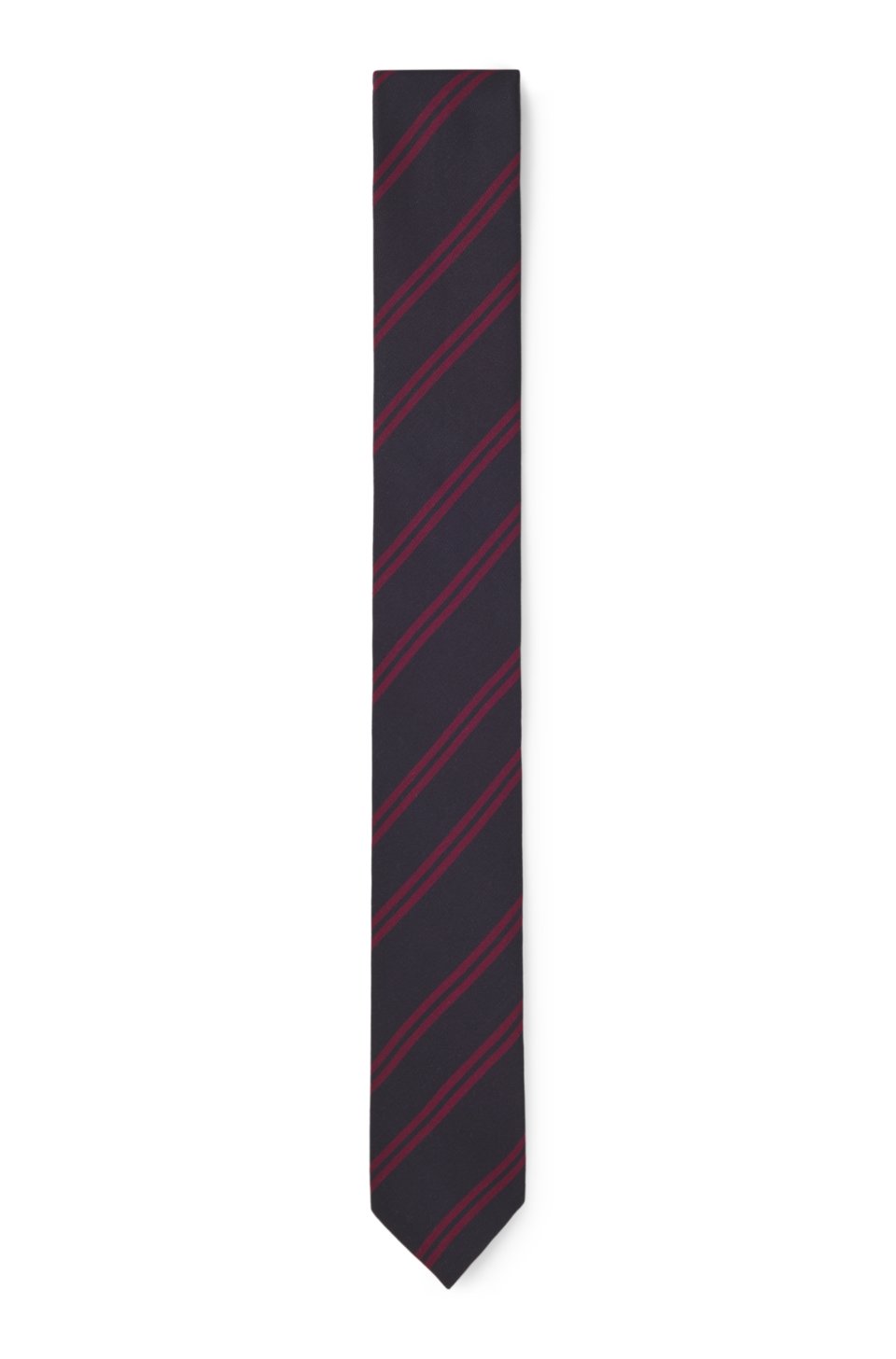 Formalwear tie with a diagonal stripe design