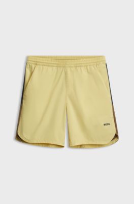 Performance tennis shorts with colour-block details, Yellow
