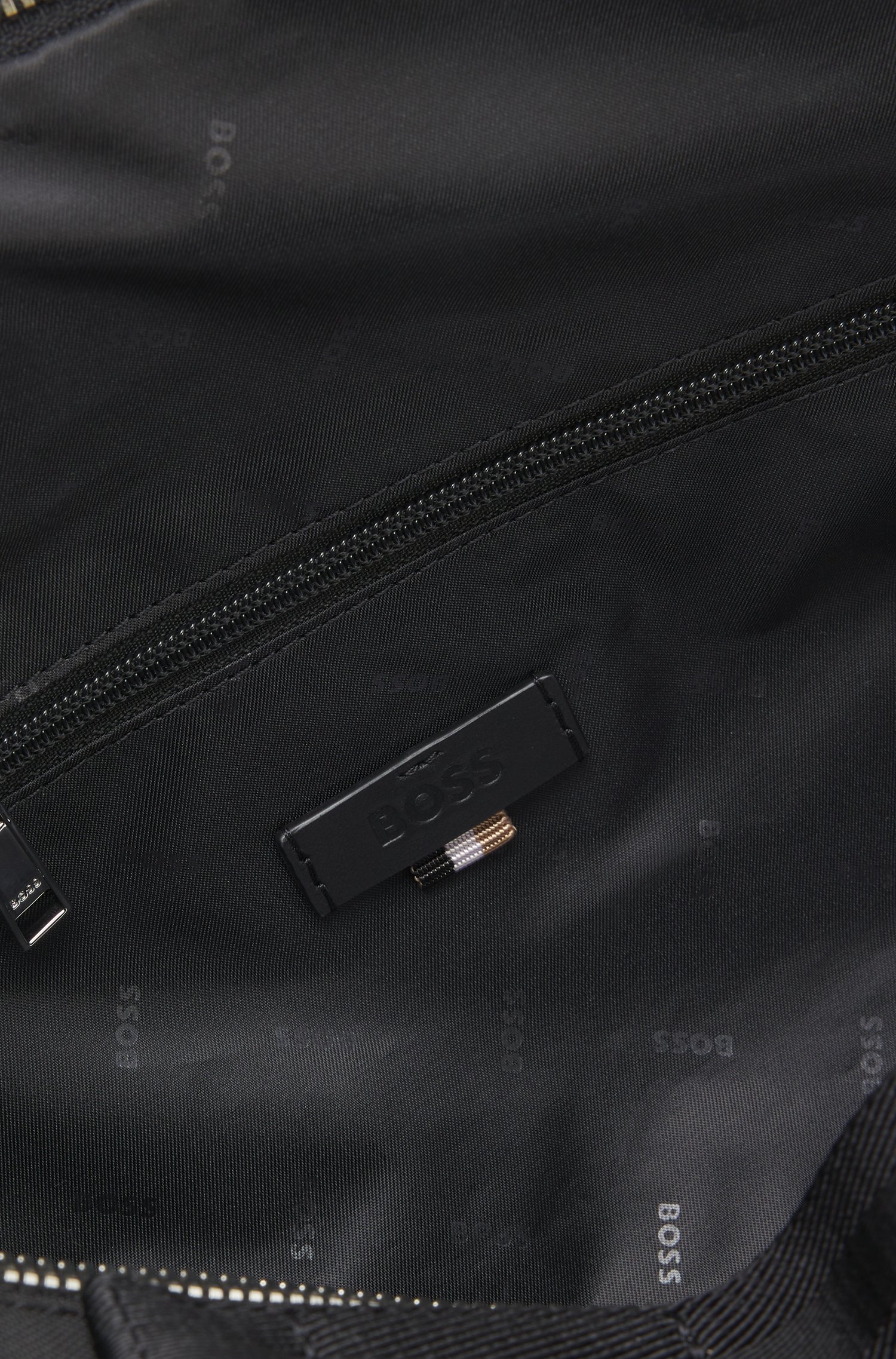 Boss Holdall bag with metal logo and front pocket res- & sportväskor herr – bild 5