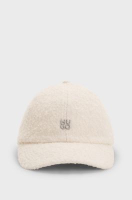 Wool-blend cap with a boucl&eacute; texture, Natural