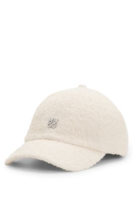 Wool-blend cap with a boucl&eacute; texture, Natural