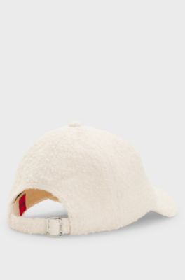 Wool-blend cap with a boucl&eacute; texture, Natural